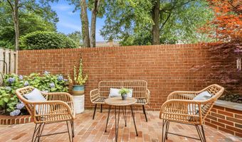 20 S MONTANA St, Arlington, VA 22204