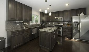 422 Beverly Ave, Addison, IL 60101