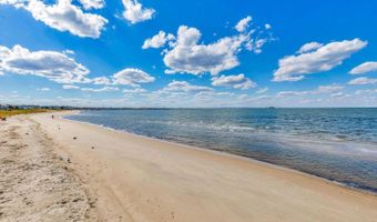 195 LAKESIDE Dr, Lewes, DE 19958