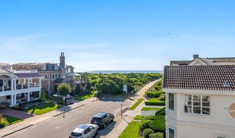 182 65th St, Avalon, NJ 08202