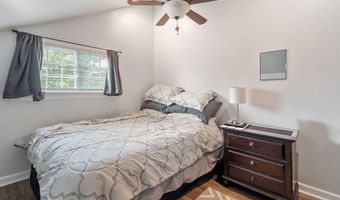 113 Chapel Pl, Amsterdam, NY 12010
