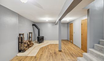 28272 S HULT Rd, Beavercreek, OR 97004