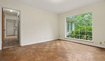 8590 Lynnehaven Dr, Amberley, OH 45236