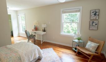 9307 Oak Trl, Ashland, VA 23005