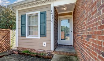 9435 Kings Falls Dr, Charlotte, NC 28210