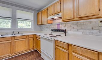 103 105 Woodrow St, Belton, SC 29627