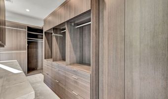 68 Grey Feather Dr, Las Vegas, NV 89135