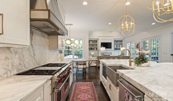 3605 Hampton Manor Dr, Charlotte, NC 28226