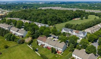 1658 PINEWIND Dr, Alburtis, PA 18011
