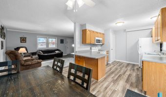 101 N Pipestone St 4, Brandon, SD 57005