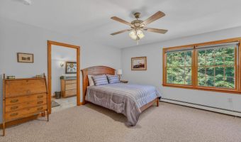 11 Loft Cir, Campton, NH 03223