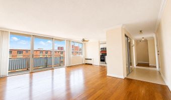 1301 S ARLINGTON RIDGE Rd S 508, Arlington, VA 22202