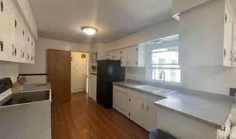 1004 Falkirk Rd, Alma, MI 48880