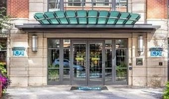 1021 N GARFIELD St 118, Arlington, VA 22201