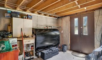 51 Bryant St, Berkley, MA 02779