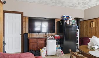 85 Hendricks St, Central Falls, RI 02863