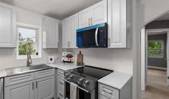 9938 Coventry Ln, Affton, MO 63123