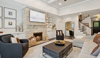 907 S Vail Ave, Arlington Heights, IL 60005