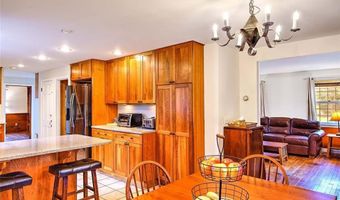 9 KNAPTON St, Barrington, RI 02806