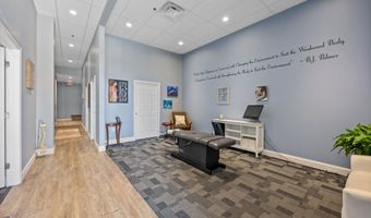1271 S Broad St, Wallingford, CT 06492