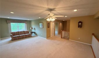411 Chestnut Ln, Allegheny Twp., PA 15613