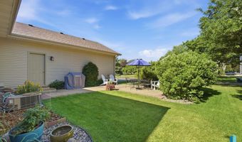 501 N Pasque Flower Trl, Brandon, SD 57005