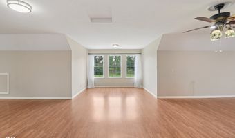 151 South St, Southport, IN 46227