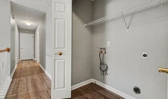 2498 Insdale Trce NW, Acworth, GA 30101