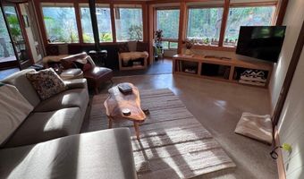 456 Peaceful Dr, Bigfork, MT 59911