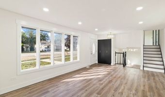 11756 S Leamington Ave, Alsip, IL 60803