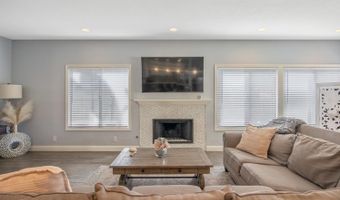 5947 Saint Laurent Dr, Agoura Hills, CA 91301