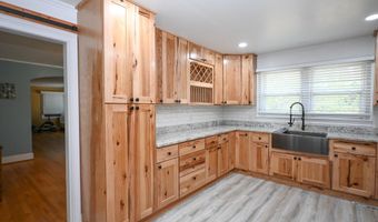 608 Academy St, Batesburg, SC 29006