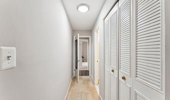 3376 WOODBURN Rd 23, Annandale, VA 22003