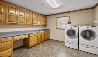 2050 Hickory Trl NE, Arab, AL 35016