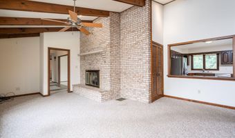 7290 Wingeier Ave SE, Alto, MI 49302