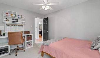 1716 Timber Ridge Estates Dr, Ballwin, MO 63011