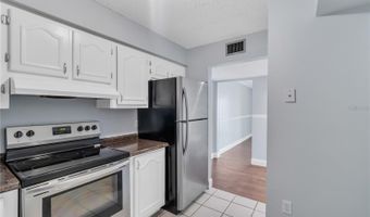 542 ORANGE Dr 26, Altamonte Springs, FL 32701
