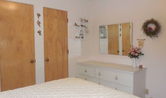 833 S 7th St, Albion, NE 68620