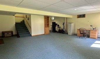 170 Sunrise Ave, Barton, VT 05822