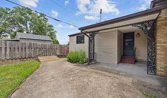 9405 Mackenzie Rd, Affton, MO 63123