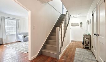 6927 YORK Rd, Abbottstown, PA 17301