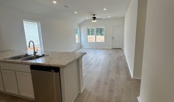 8073 Chesapeake Trl, Bauxite, AR 72011