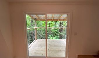 1136 Granny Squirrel Dr, Andrews, NC 28901