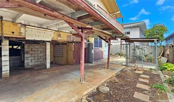 1058 Puolo Dr, Honolulu, HI 96818