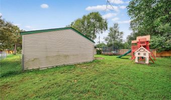 651 Randall Dr, Anoka, MN 55303