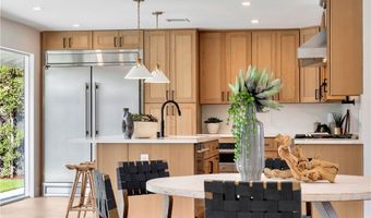 2613 W Chanticleer Rd, Anaheim, CA 92804