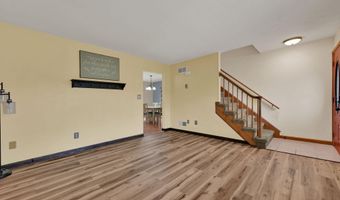13 SPRINGWOOD Dr, Dover, DE 19904