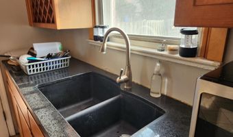 1330 SOMERSET Pl NW, Washington, DC 20011