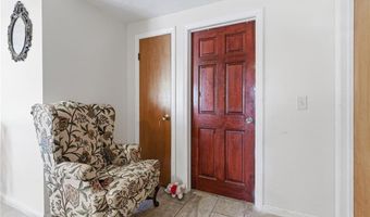 4 Rosemont Ave, Johnston, RI 02919