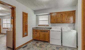 202 Walter Way, Anadarko, OK 73005